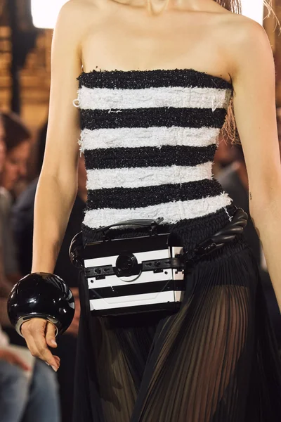Look 79